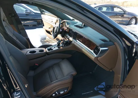 2018 Porsche Panamera 4 z USA, uszkodzony, nr VIN WP0AA2A74JL110994